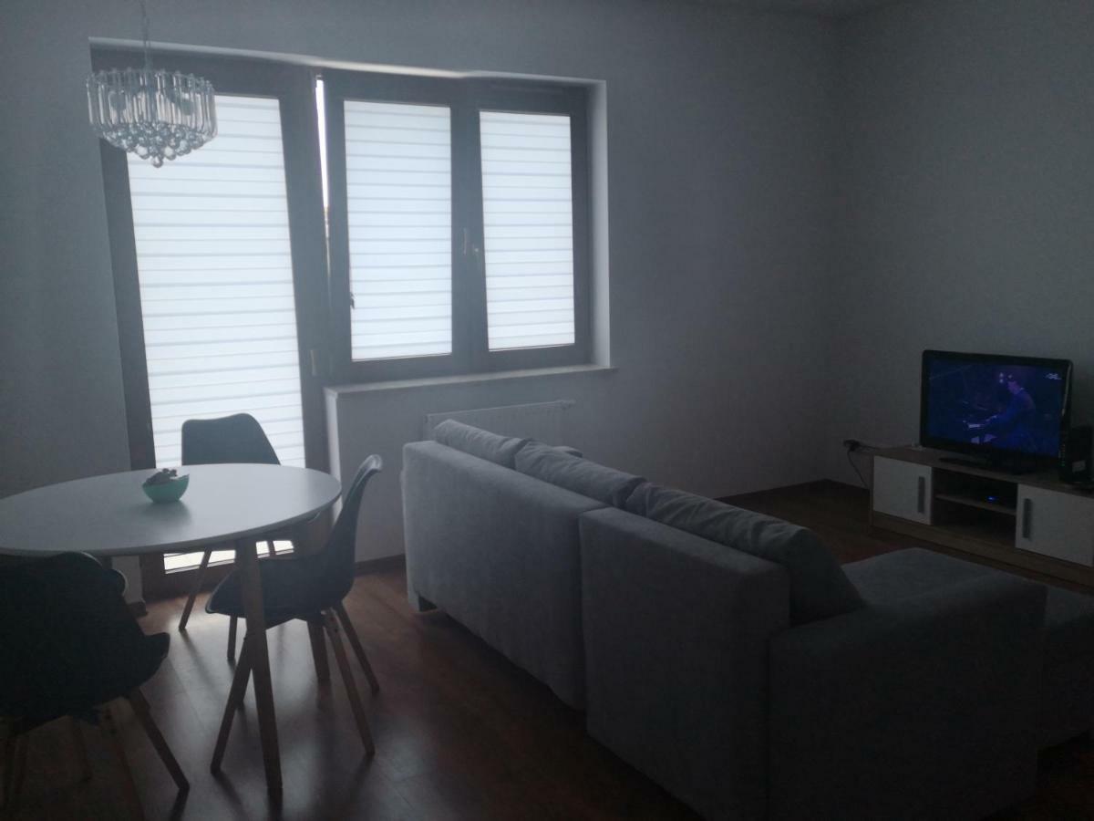 Apartament Przy Aquaparku Apartment Radom Bagian luar foto